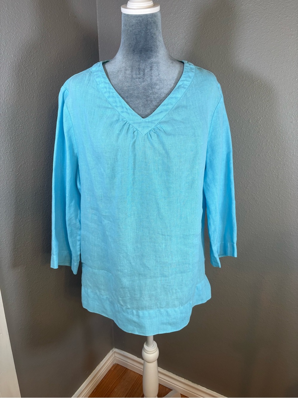 Hot Cotton Turquoise V-Neck Linen Top Size M